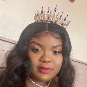 Meet your Posher, Celeste